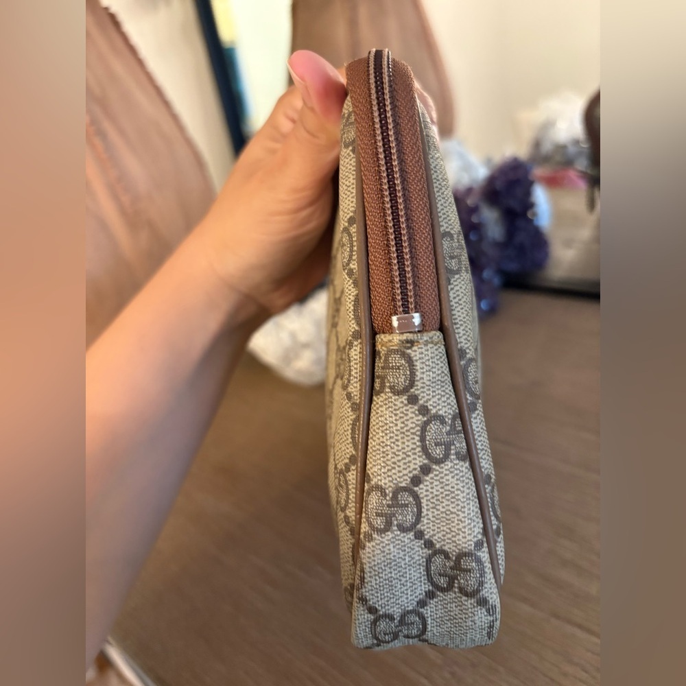 Gucci GG Pouch - Picture 8 of 12